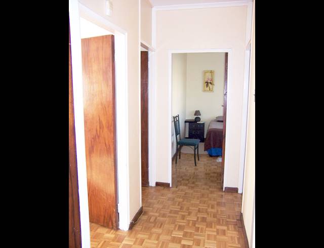 2 bed property to rent in CLAREMONT
